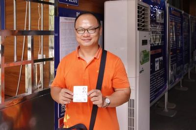廣西高校首創(chuàng) 校內(nèi)火車票代售點暨簽證代辦服務